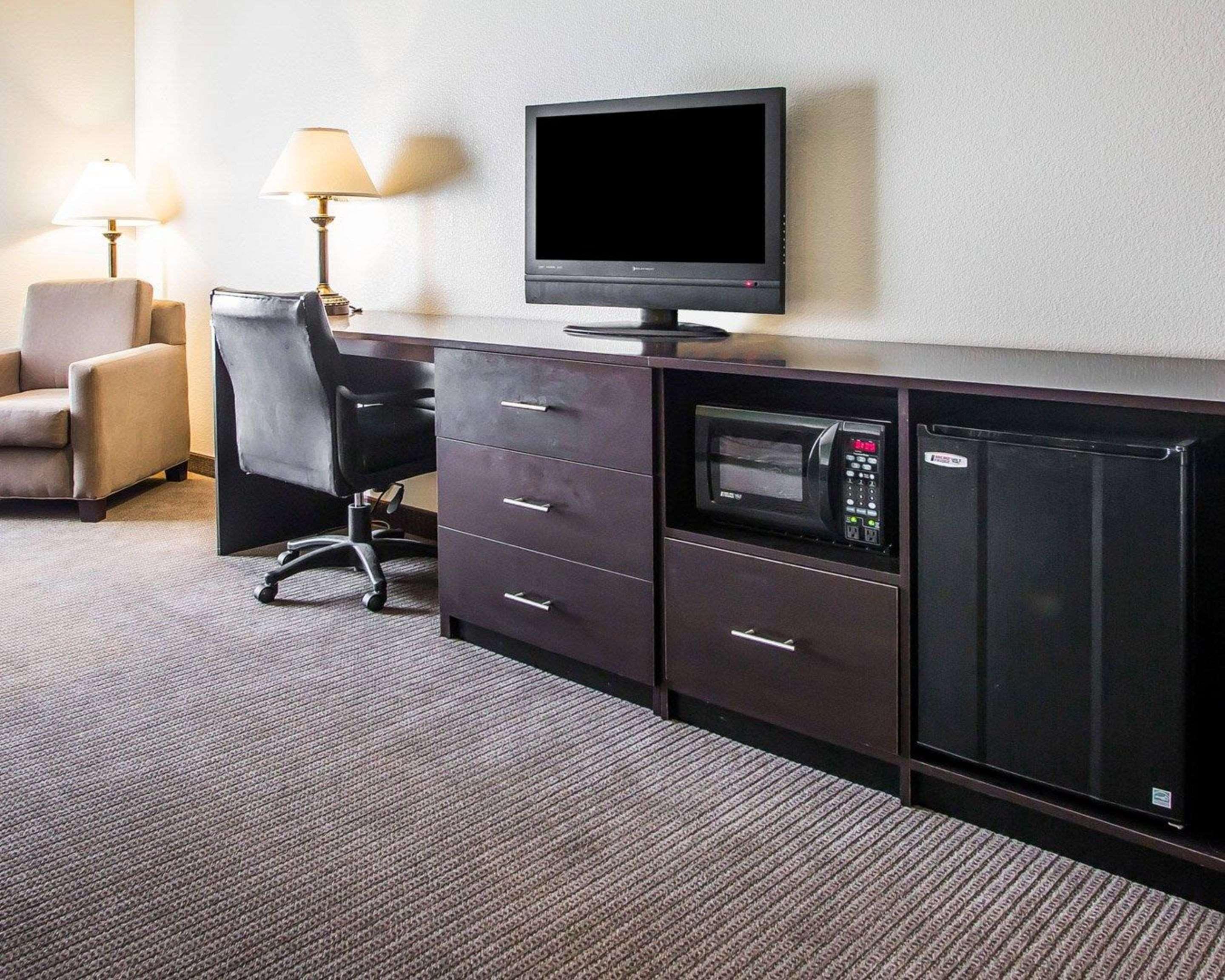 ויסקונסין ראפידס Sleep Inn & Suites מראה חיצוני תמונה