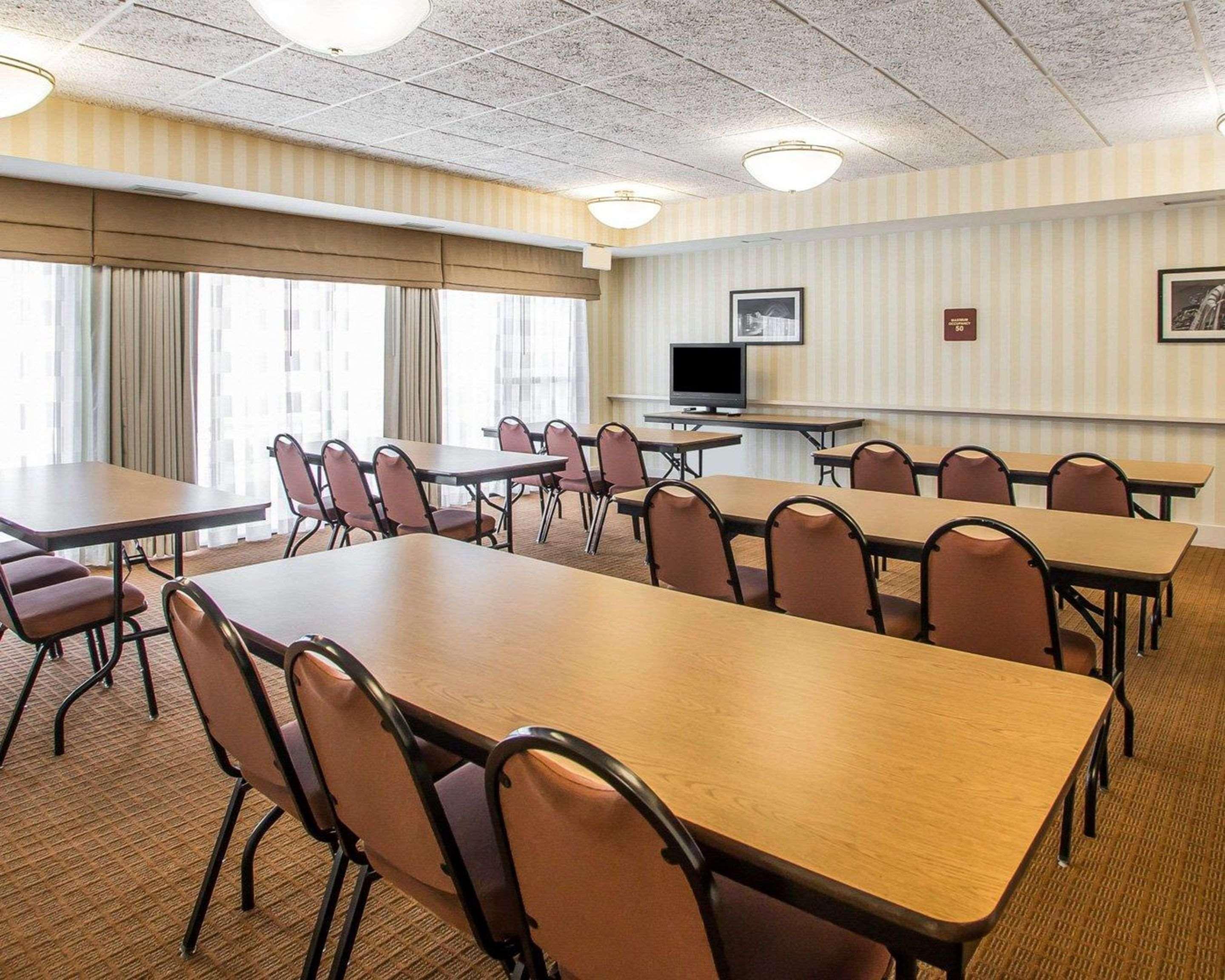 ויסקונסין ראפידס Sleep Inn & Suites מראה חיצוני תמונה