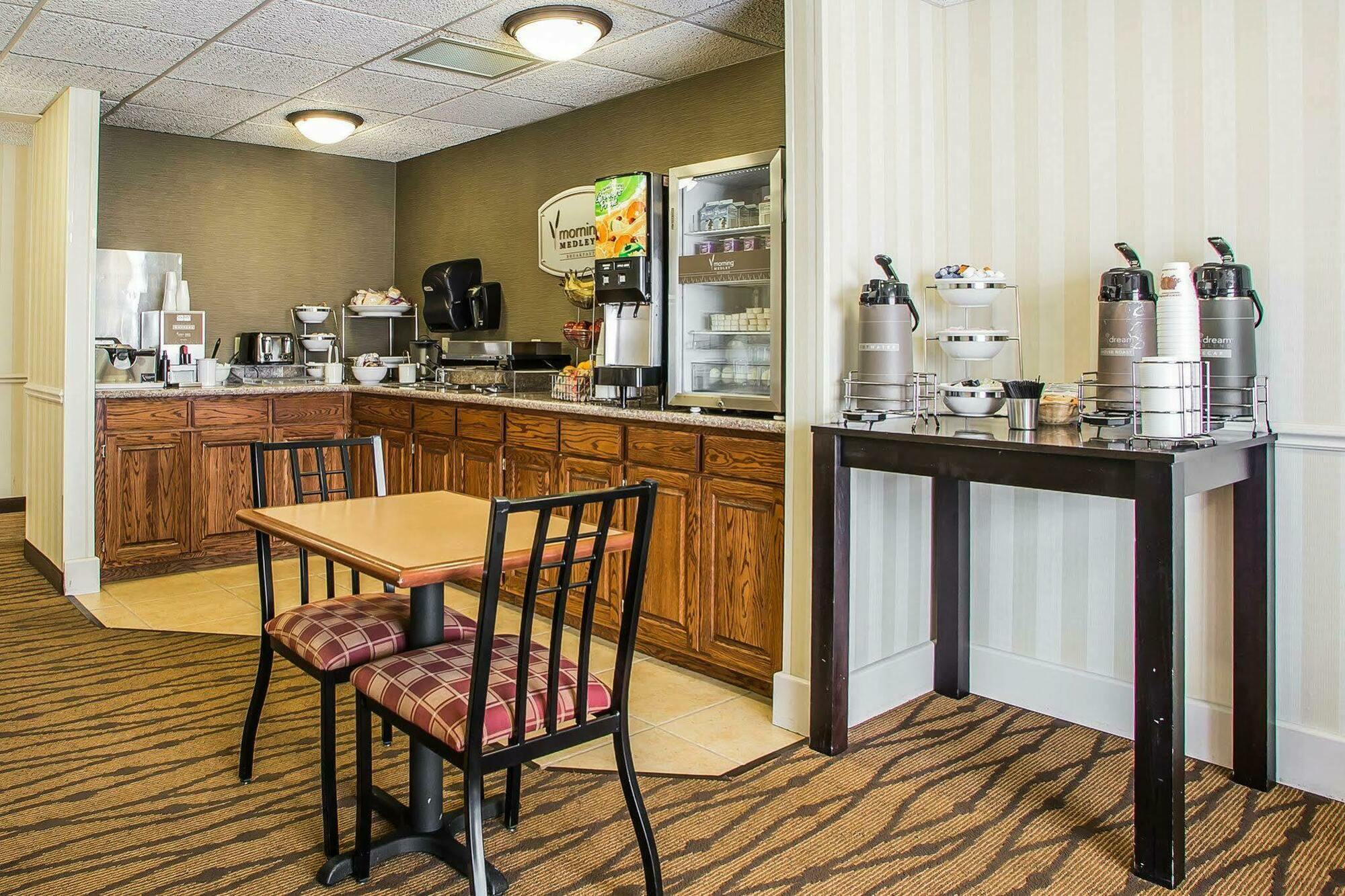 ויסקונסין ראפידס Sleep Inn & Suites מראה חיצוני תמונה